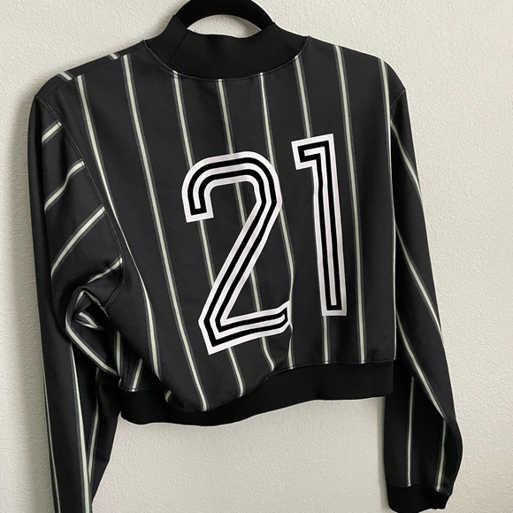 ADIDAS SWEATSHIRT - Picture 7 of 8